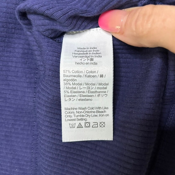 NWT J.Crew Factory Navy Ribbed V-Neck Henley Long Sleeve Top Size M - Picture 5 of 5